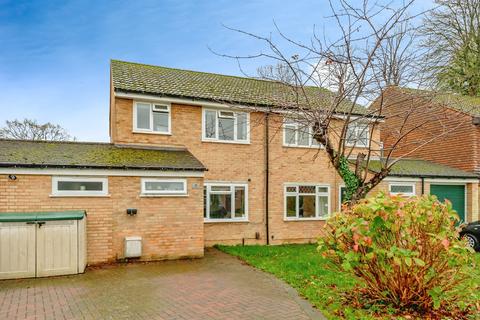 undefined, Wesley Close, Horley