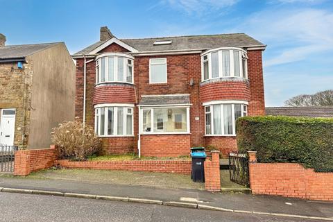 Syke Road, Burnopfield, Newcastle upon Tyne, Durham, NE16 6JE