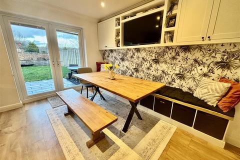 4 bedroom detached house for sale, Minehurst Road, Camberley GU16