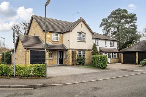 Minehurst Road, Camberley GU16