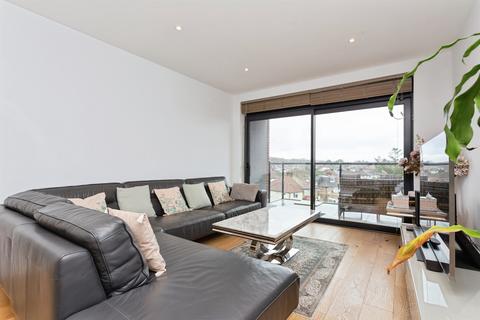 2 bedroom flat for sale, Essoldo Close, HARROW