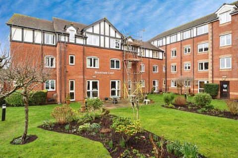 2 bedroom ground floor flat for sale, Springfield Road, Southborough, Tunbridge Wells
