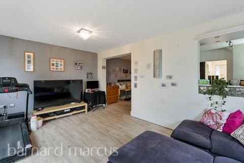 undefined, Sutton Way, Heston