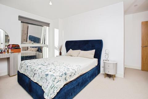 2 bedroom flat for sale, Lyon Road, Harrow