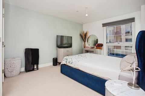 2 bedroom flat for sale, Lyon Road, Harrow