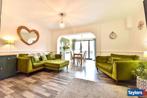 undefined, Newfield Drive, Kingswinford DY6