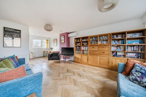 4 bedroom townhouse for sale, Breamwater Gardens, Richmond, TW10
