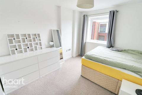 1 bedroom apartment to rent, Wideford Drive, ROMFORD