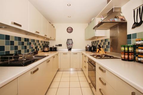 undefined, Trent Place, Warwick