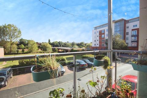 undefined, Trent Place, Warwick