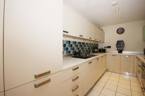 undefined, Trent Place, Warwick