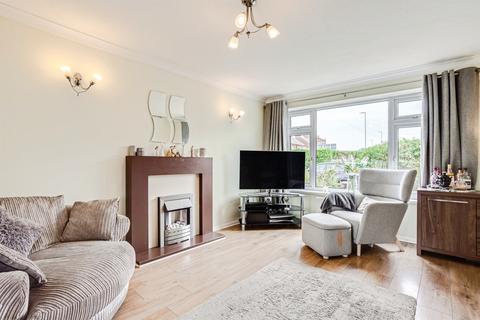 undefined, Newton Close, WAKEFIELD