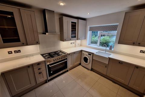 4 bedroom semi-detached house for sale, Bird In Hand Lane, Sonning Common, Reading