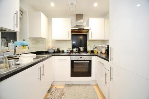 undefined, Empress Road, Luton