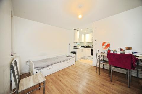 undefined, Empress Road, Luton