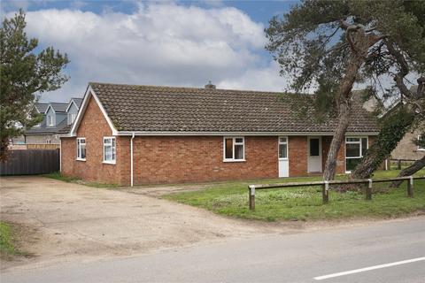 4 bedroom bungalow for sale, The Pines, Holywell Row, Bury St. Edmunds, Suffolk, IP28