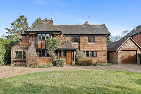 5 bedroom detached house for sale, Pennymead Drive, East Horsley, Leatherhead, Surrey, KT24 5AH
