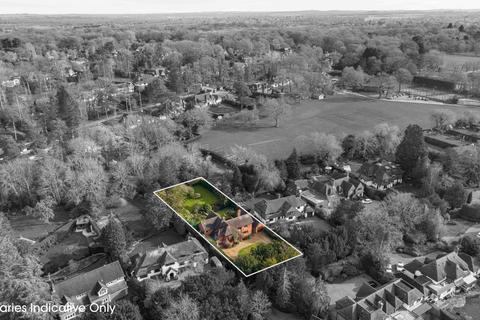 5 bedroom detached house for sale, Pennymead Drive, East Horsley, Leatherhead, Surrey, KT24 5AH