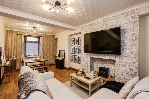 2 bedroom end of terrace house for sale, Mansel Street, LLANELLI