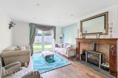 3 bedroom end of terrace house for sale, Ryelands Close, Caterham