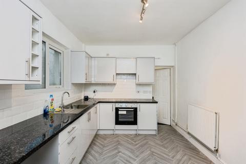 3 bedroom terraced house for sale, Frondeg Terrace, Llanelli
