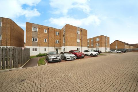 2 bedroom flat for sale, Bongrace Walk, Luton