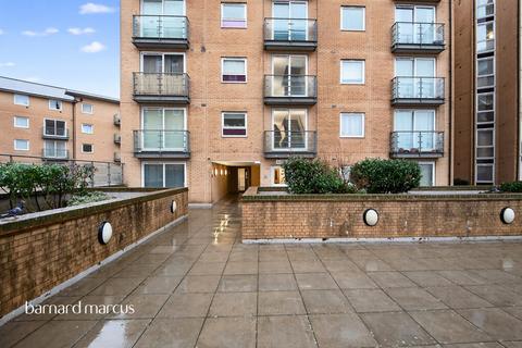 undefined, Bedfont Lane, Feltham