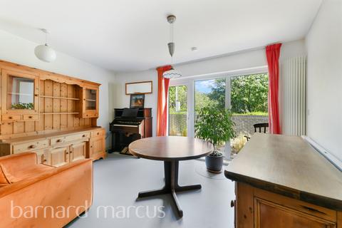 2 bedroom apartment for sale, Whitestone Way, Croydon