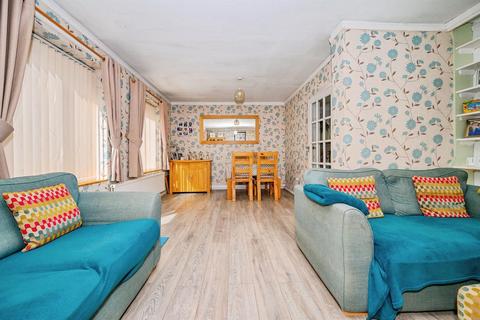 4 bedroom semi-detached house for sale, Prince Park, Hemel Hempstead
