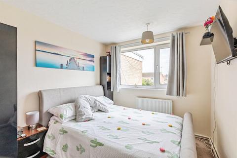 undefined, Oakleas Rise, Thrapston, Kettering