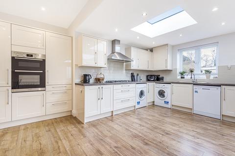 4 bedroom semi-detached house for sale, Britannia Road, London