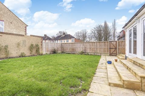 4 bedroom semi-detached house for sale, Britannia Road, London