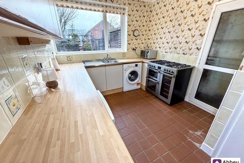 3 bedroom semi-detached house for sale, Cheltenham Road, Leicester, LE4