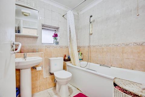 2 bedroom flat for sale, Harrow Road, WEMBLEY