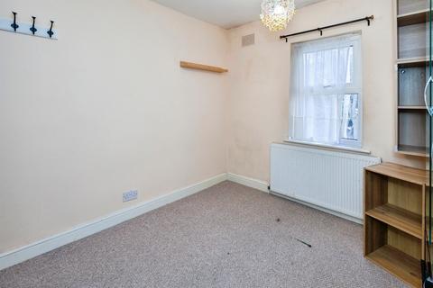 undefined, Alpha Street North, Slough