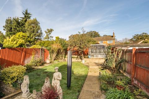 3 bedroom semi-detached house for sale, Tempest Avenue, Potters Bar