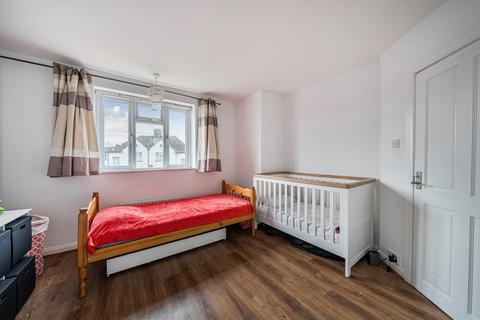 3 bedroom semi-detached house for sale, Balfour Avenue, Woking, Surrey, GU22