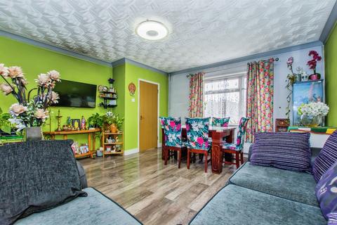 3 bedroom semi-detached house for sale, Mountbatten Way, Peterborough