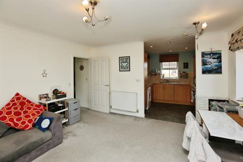2 bedroom flat for sale, Mescott Meadows, Hedge End, Southampton