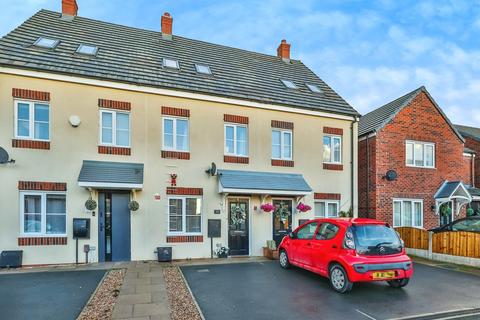 3 bedroom townhouse for sale, Gisbey Road, Ilkeston