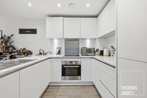 1 bedroom apartment for sale, City House, Winchmore Hill, N21