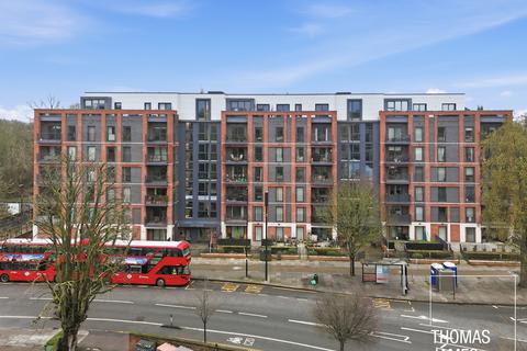 City House, Winchmore Hill, N21