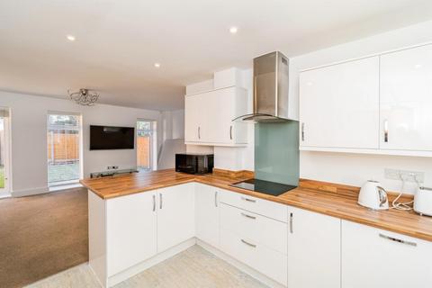 4 bedroom end of terrace house for sale, Old Mill Way, Southampton