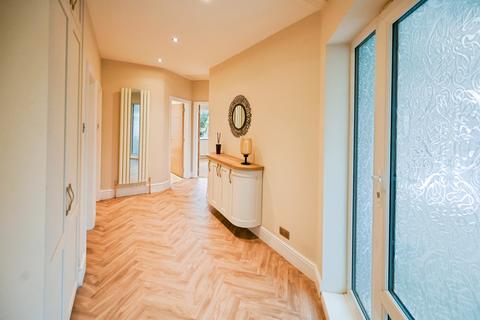 4 bedroom detached bungalow for sale, St. Huberts Drive, Skegness