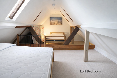 2 bedroom terraced house for sale, Langstone High Street, LANGSTONE PO9
