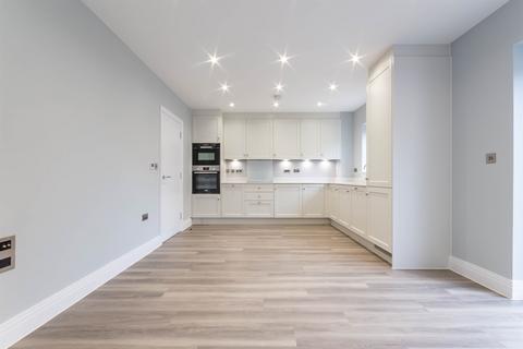 4 bedroom link detached house for sale, Hawthorn Close, Main Road, Bicknacre, Chelmsford