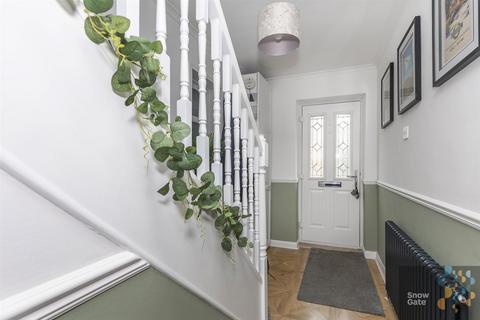 4 bedroom semi-detached house for sale, Towngate Grove, Mirfield WF14
