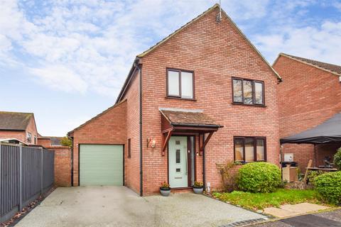 3 bedroom detached house for sale, Harvest Close, South Woodham Ferrers