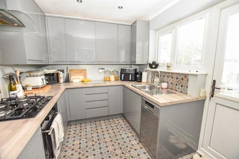3 bedroom detached house for sale, Harvest Close, South Woodham Ferrers