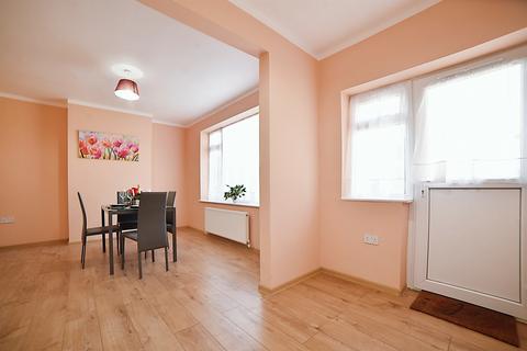 2 bedroom semi-detached bungalow for sale, Bramble Avenue, Norwich